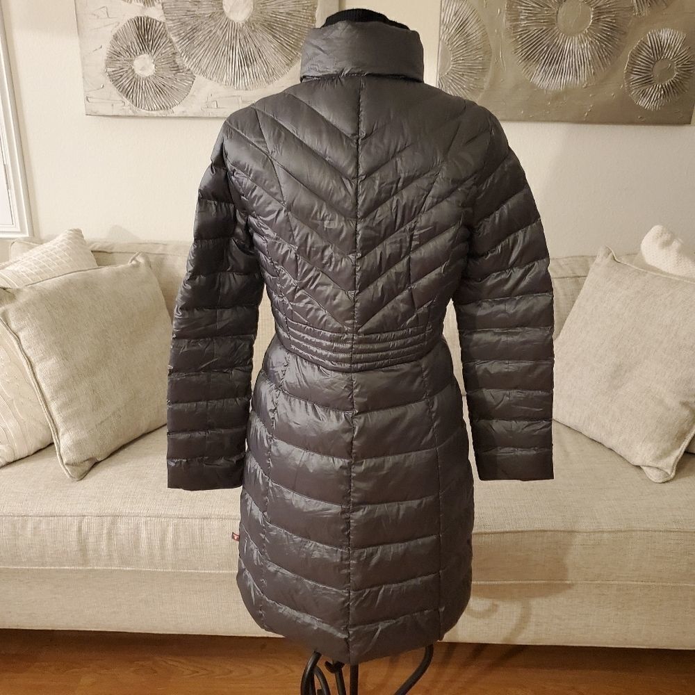 Bernardo Packable Down Walker Jacket - Picture 6 of 13
